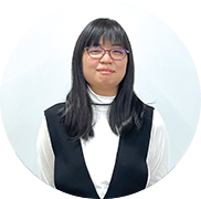 小林 彩音さん